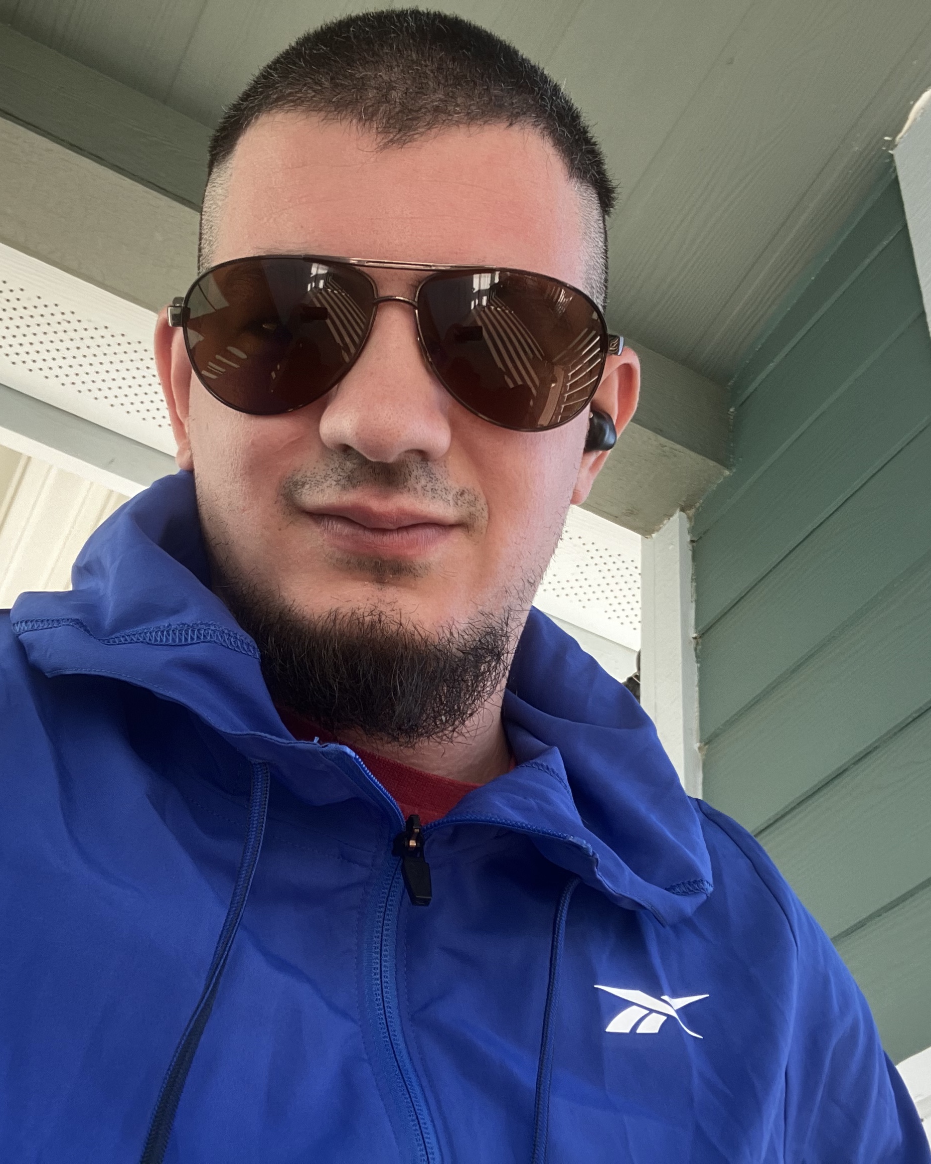 Tinder profile picture for @sem