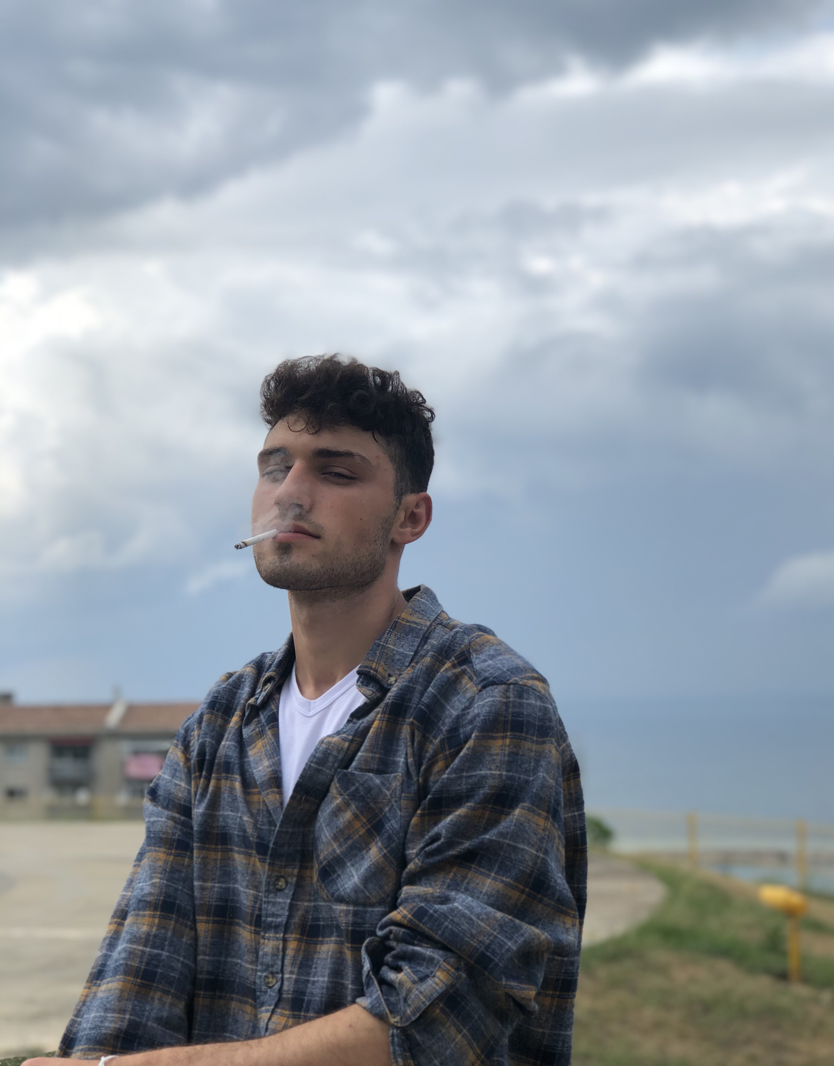Tinder profile picture for @kurama