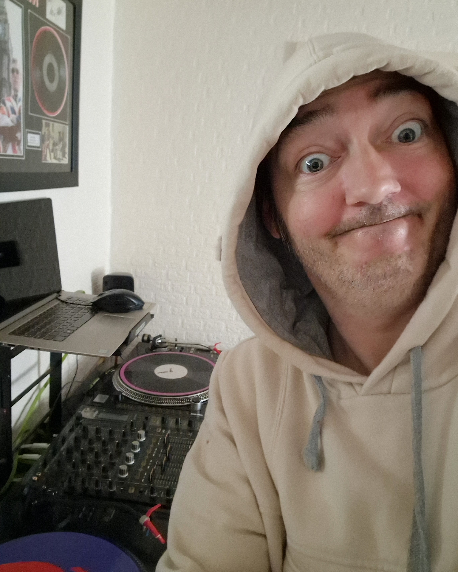 Tinder profile picture for @graded