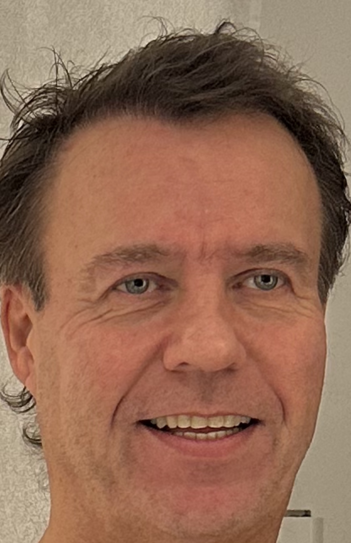 Tinder profile picture for @seychelles