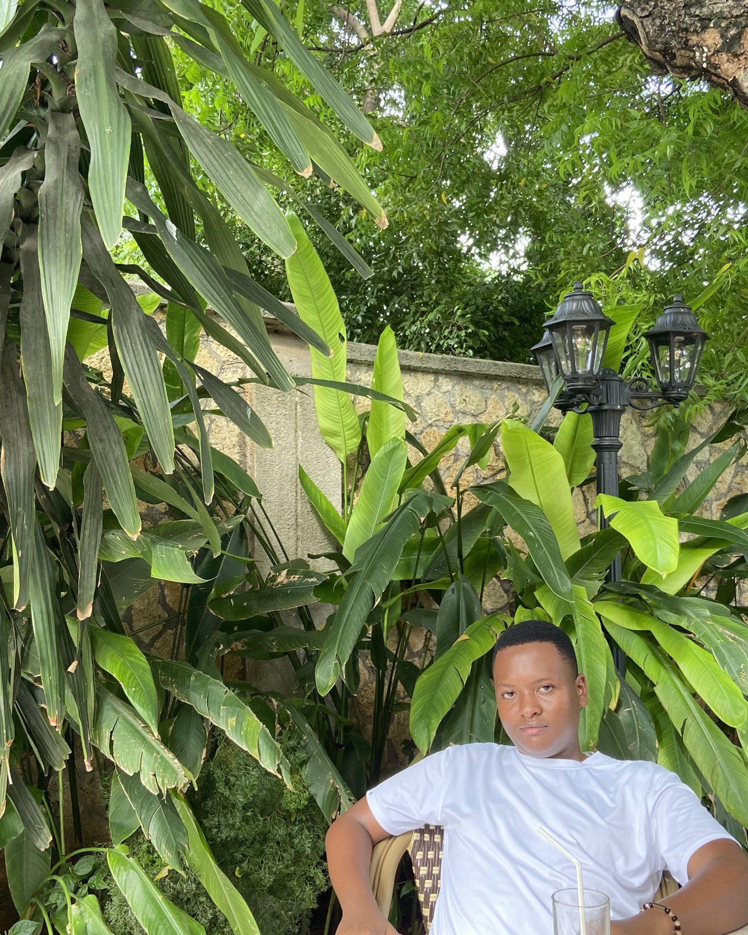 Tinder profile picture for @monarchy