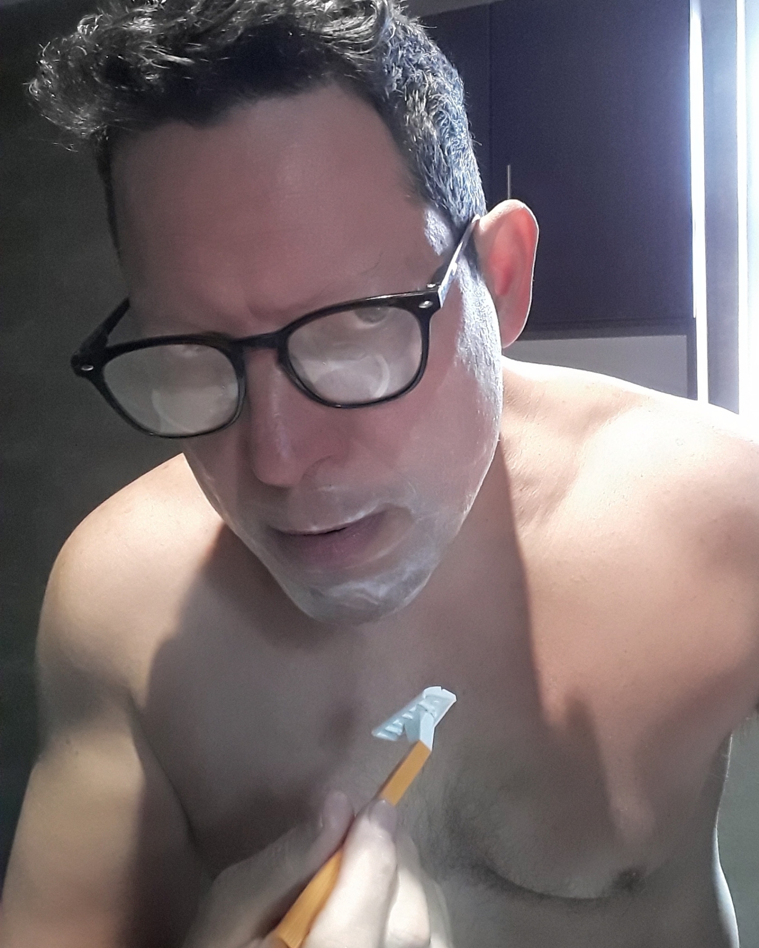 Tinder profile picture for @reinaldo