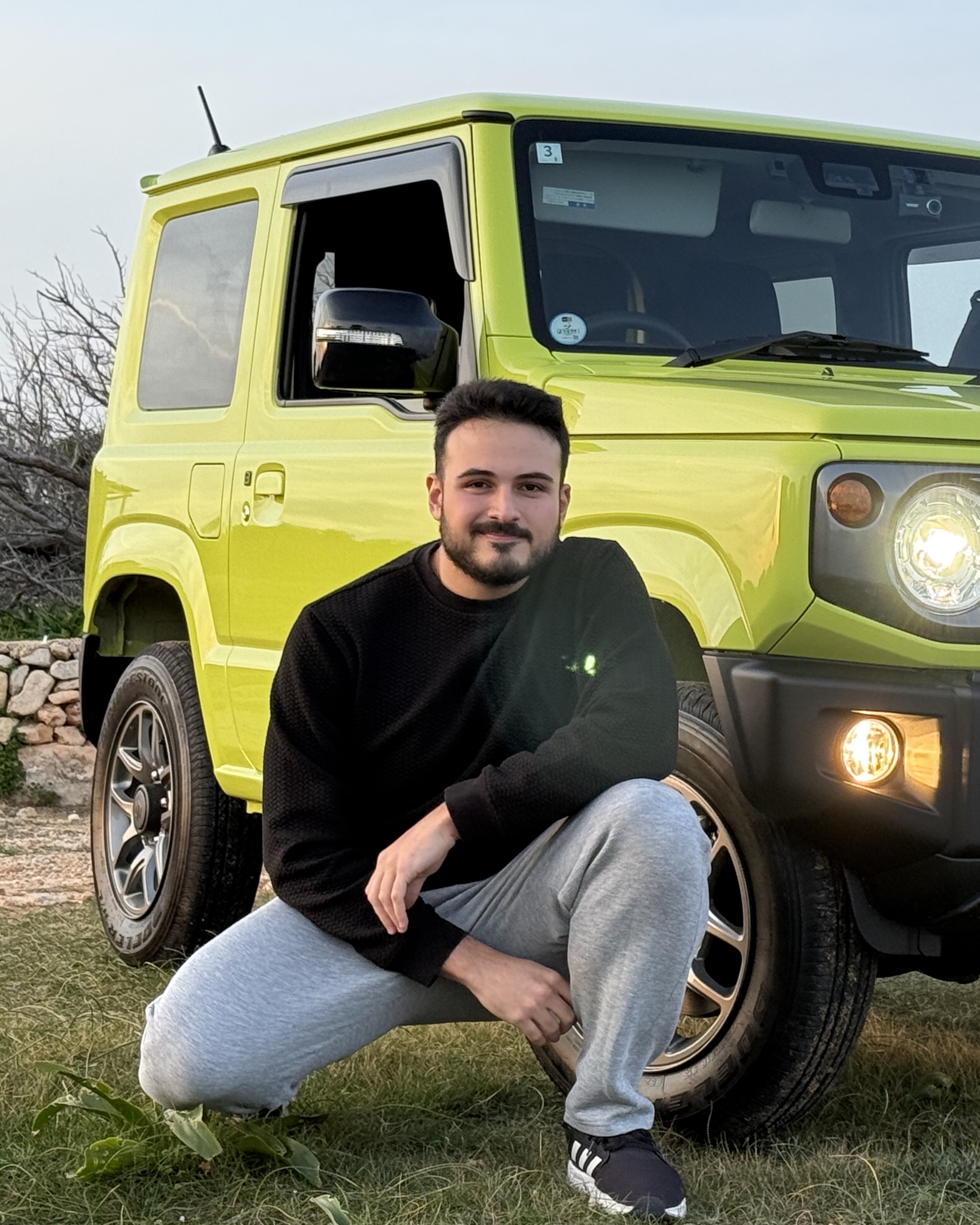 Tinder profile picture for @missiles