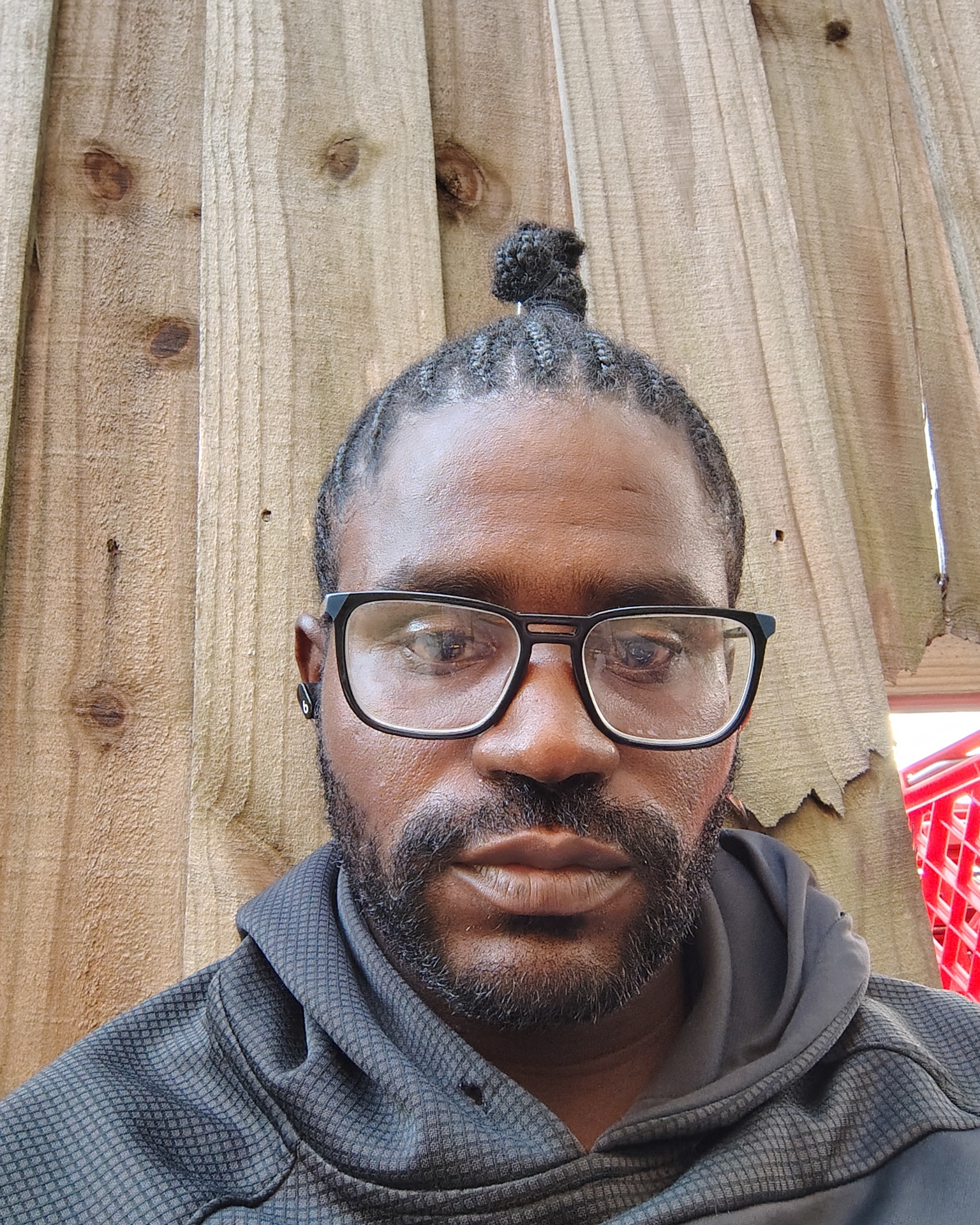Tinder profile picture for @clientele