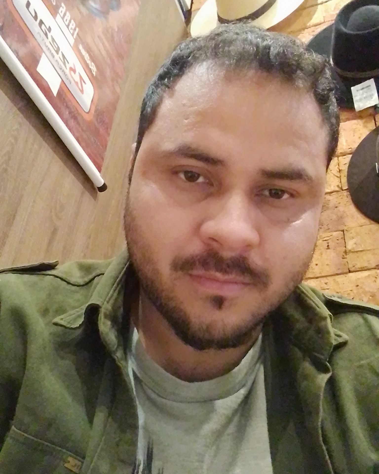 Tinder profile picture for @pd