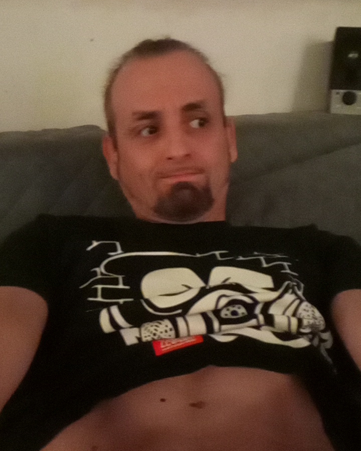 Tinder profile picture for @hubs