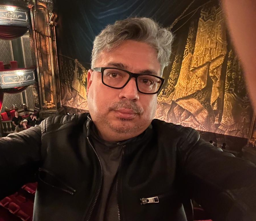 Tinder profile picture for @match