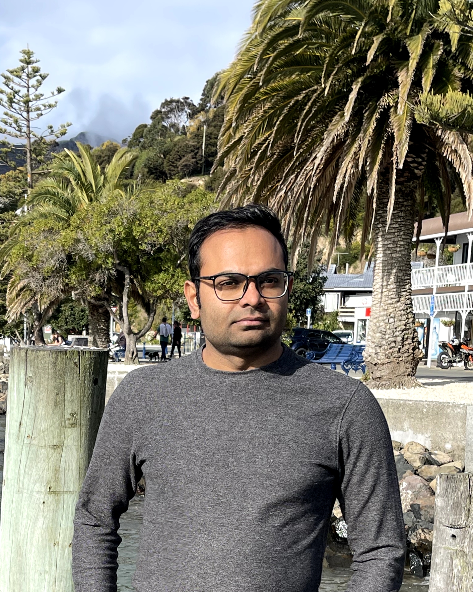 Tinder profile picture for @goti