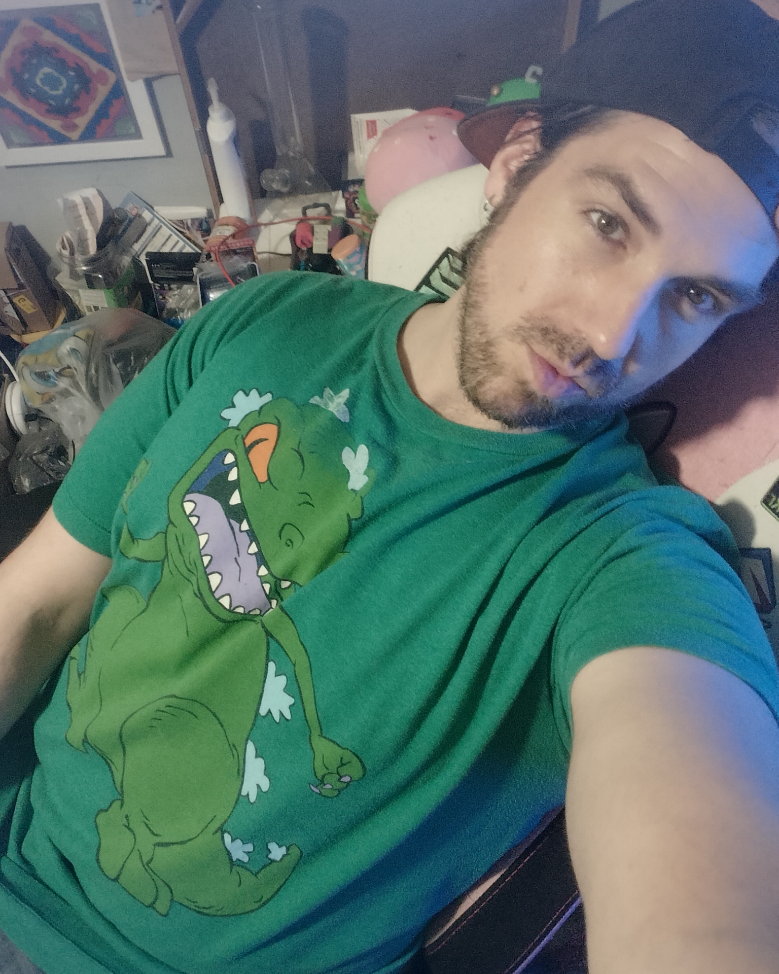 Tinder profile picture for @ultraviolet