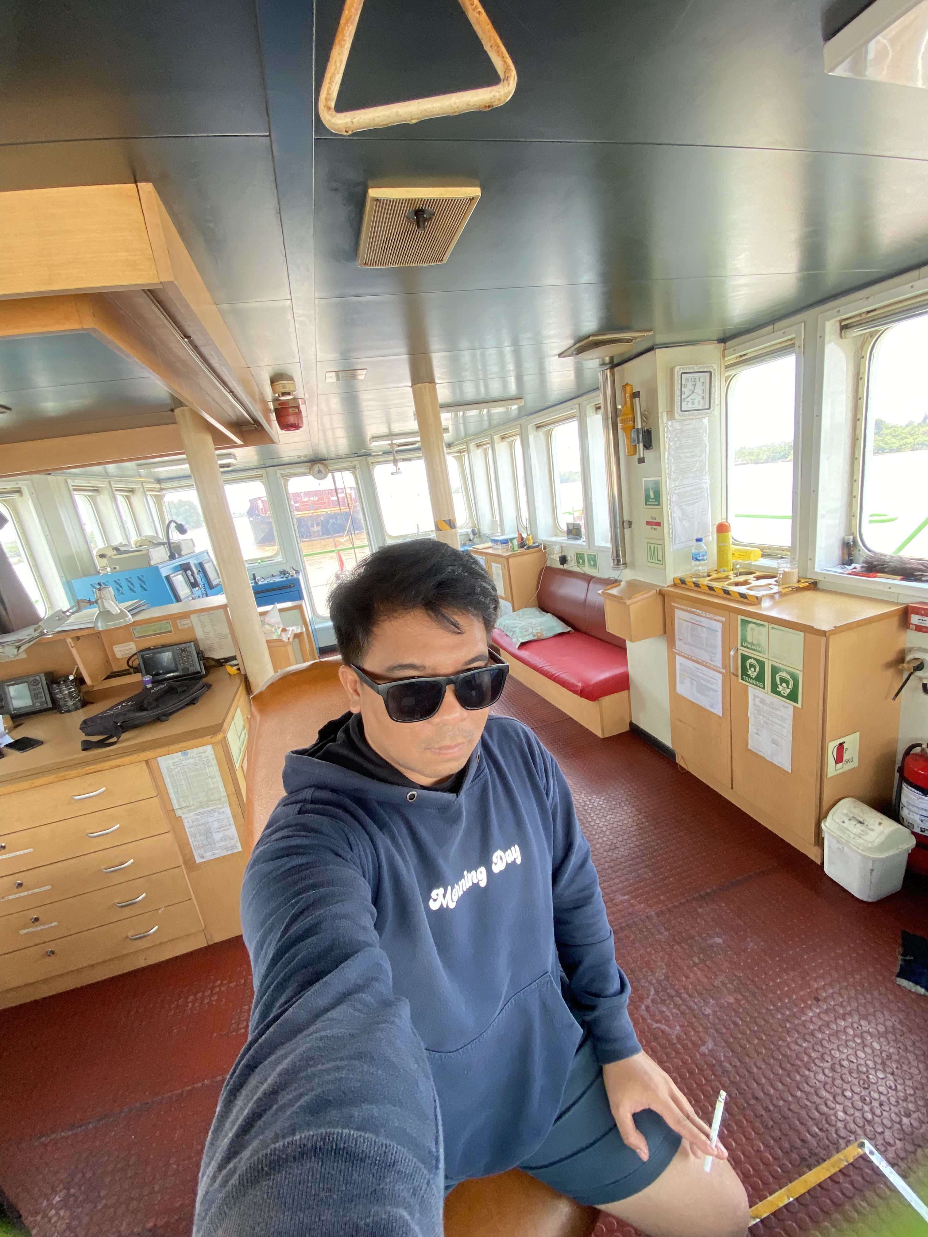 Tinder profile picture for @ilo