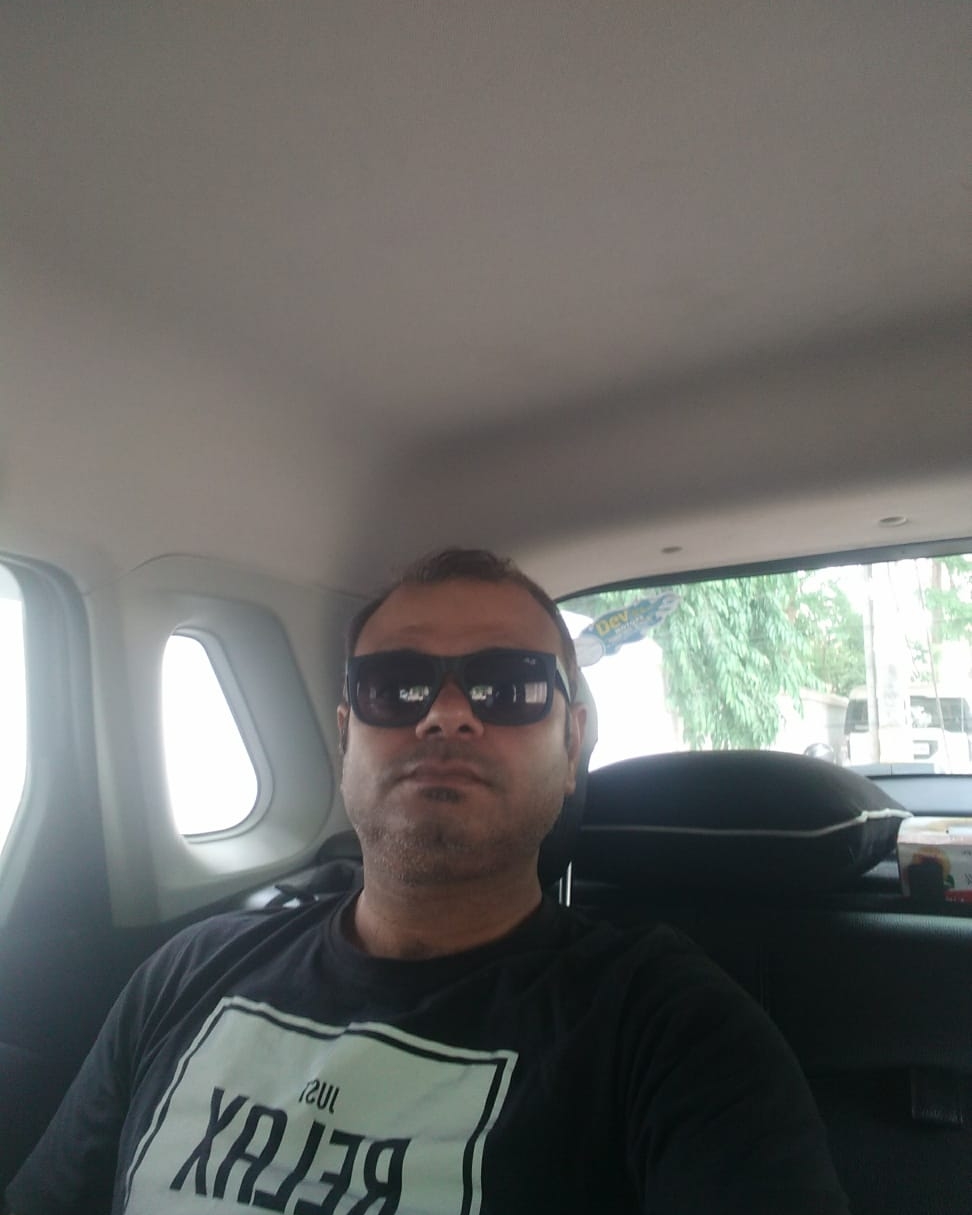 Tinder profile picture for @rajshukla