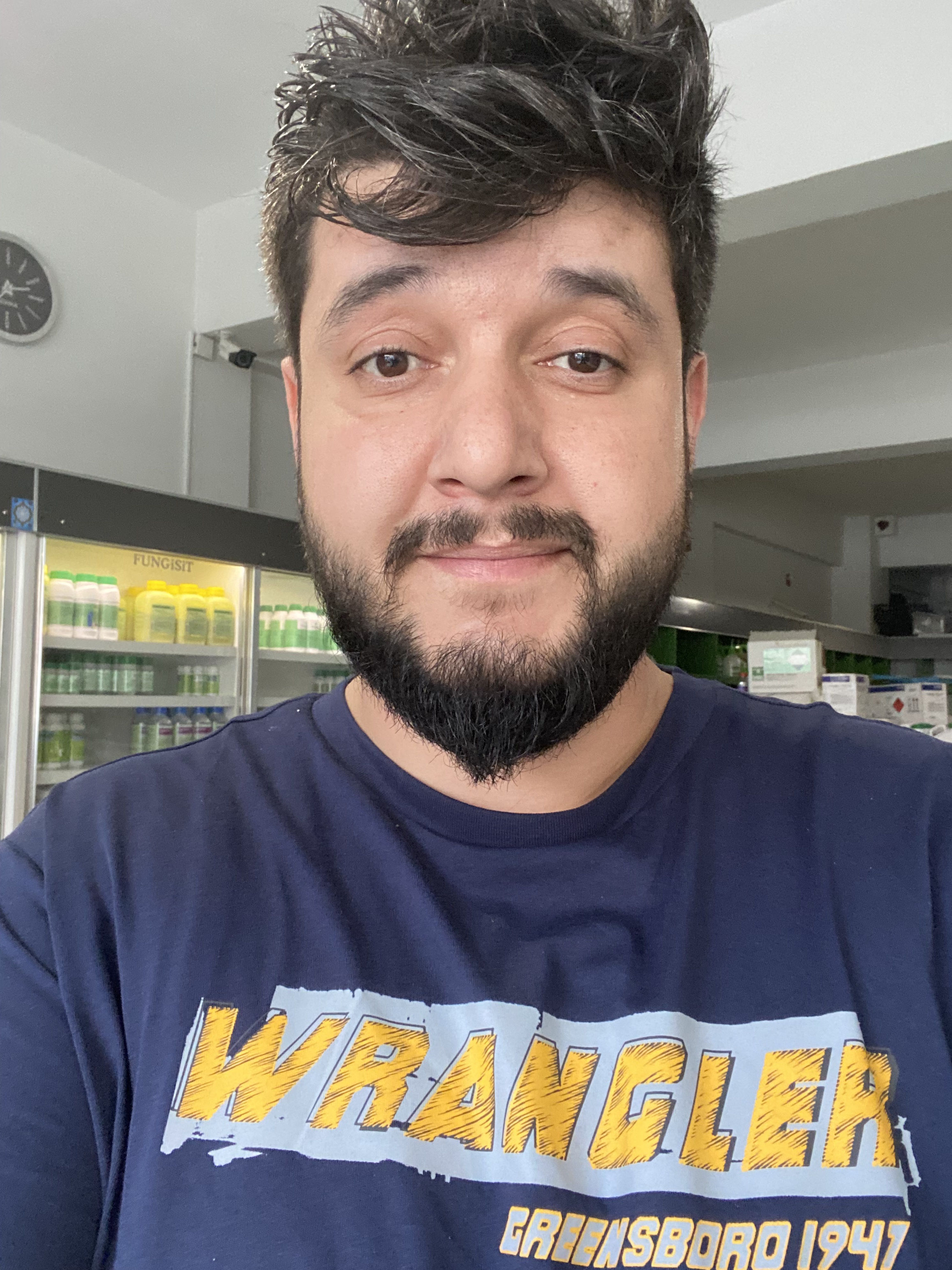 Tinder profile picture for @irregular