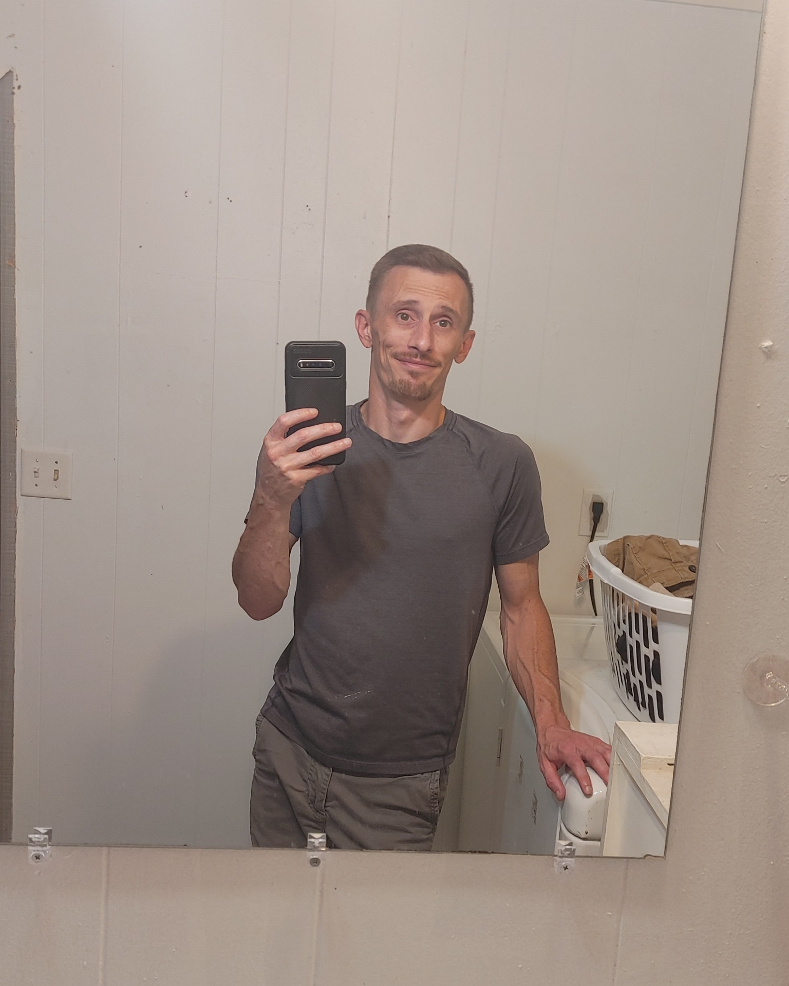 Tinder profile picture for @kahuna