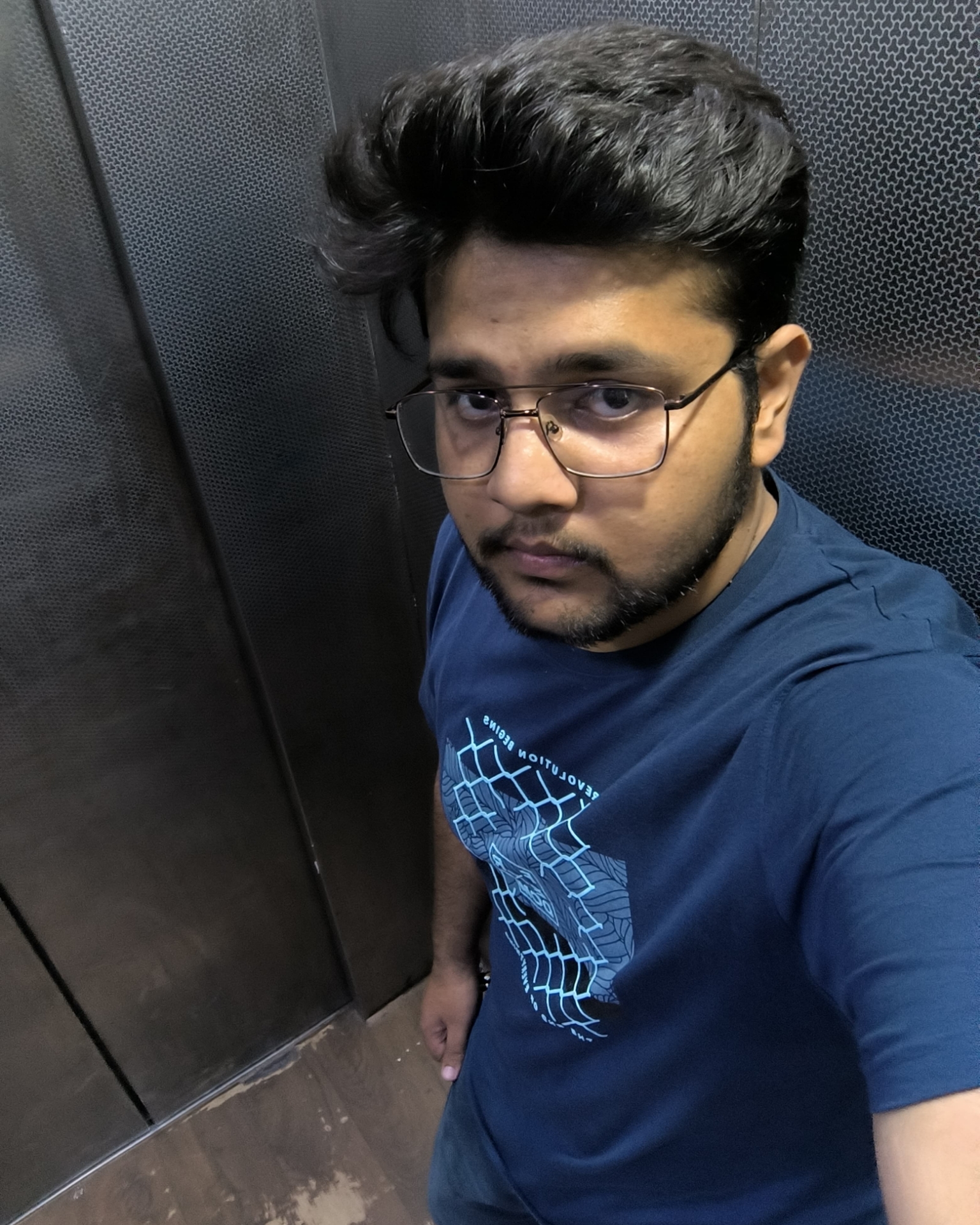 Tinder profile picture for @zeropoint