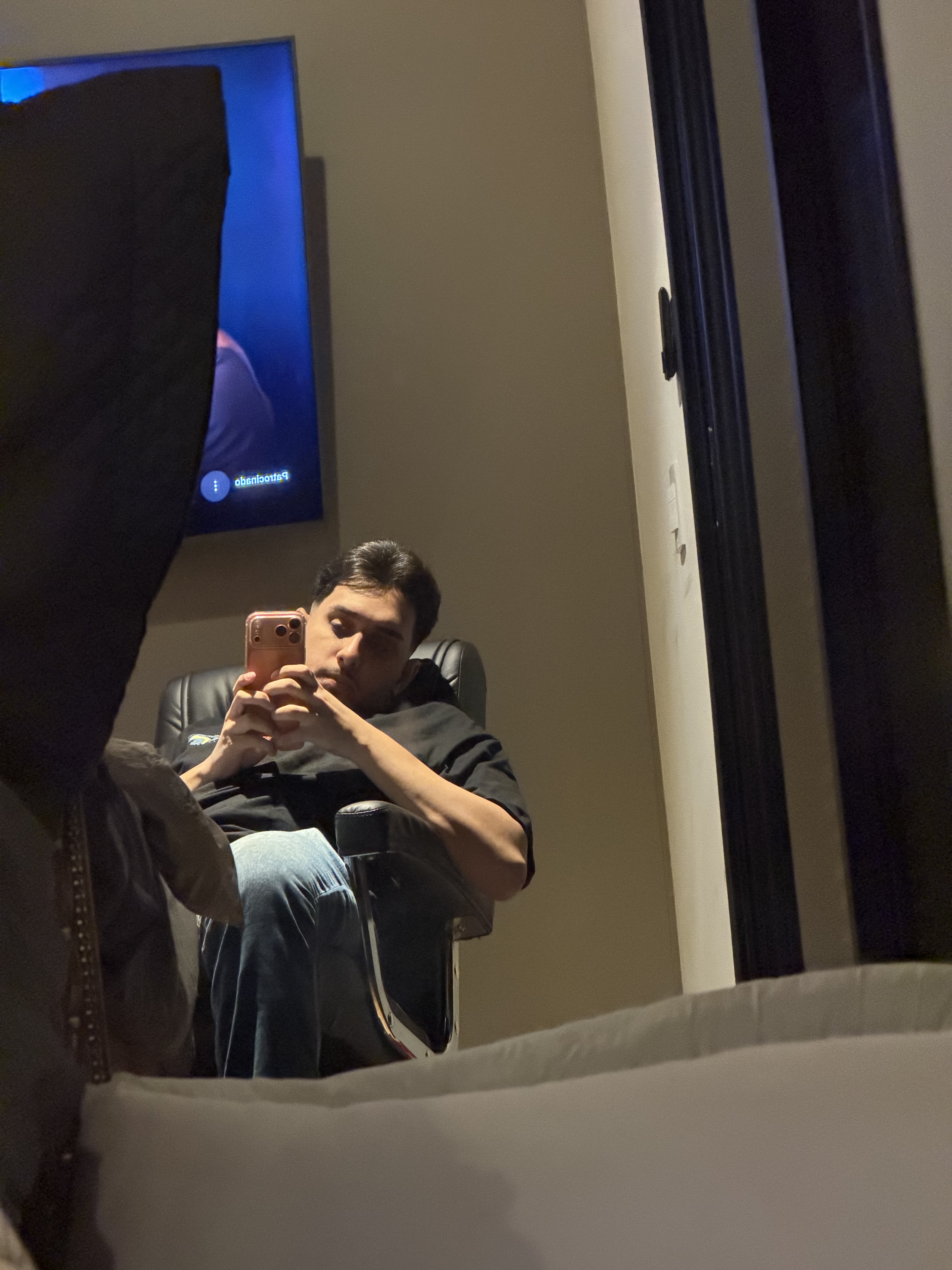 Tinder profile picture for @vac