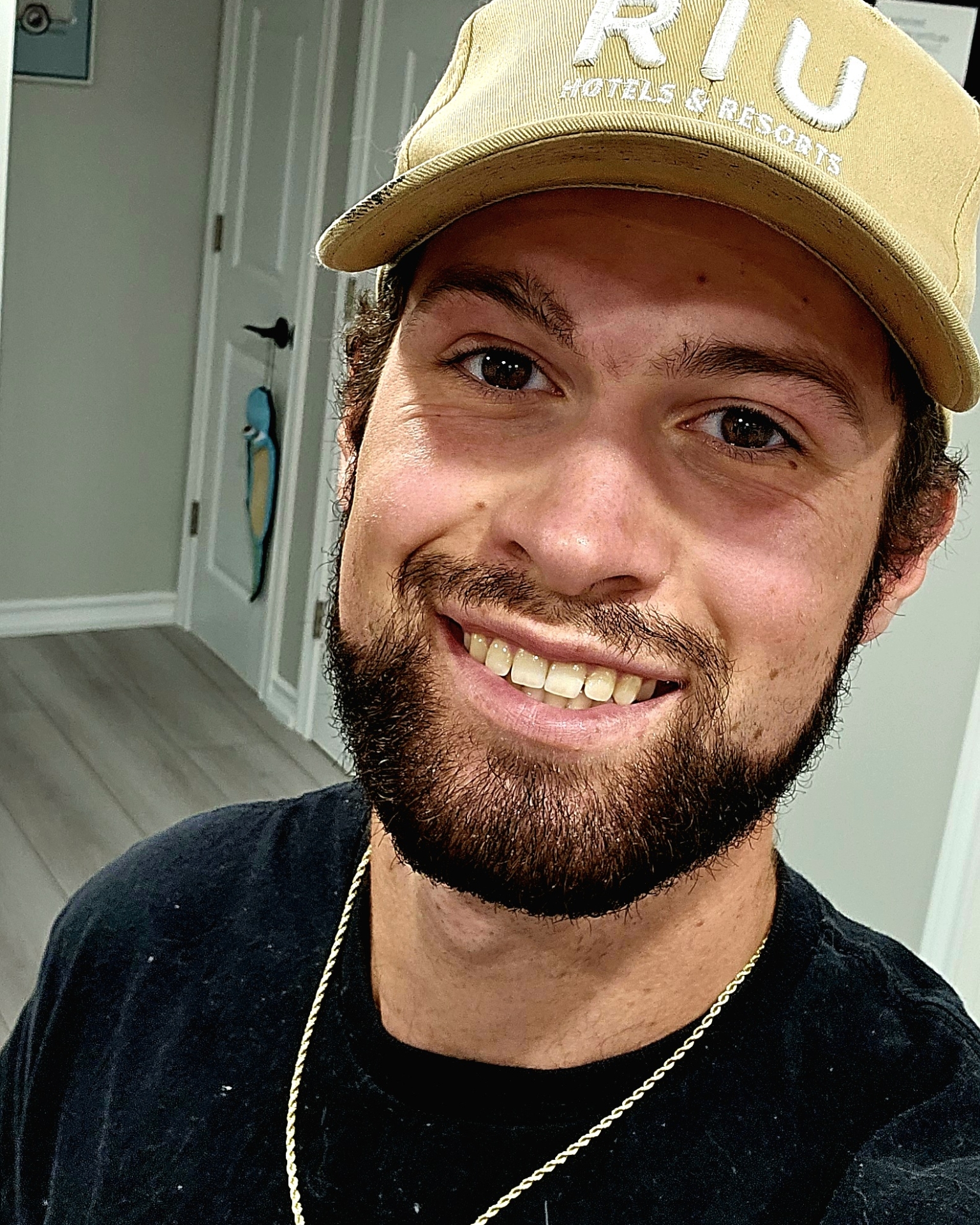 Tinder profile picture for @eric99