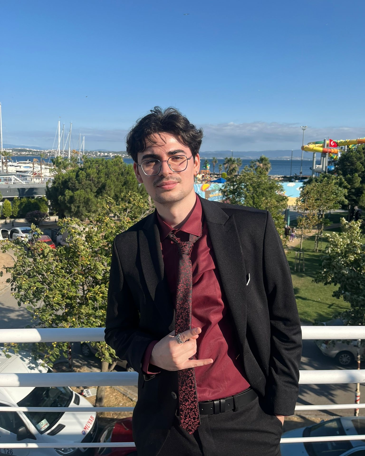 Tinder profile picture for @scan
