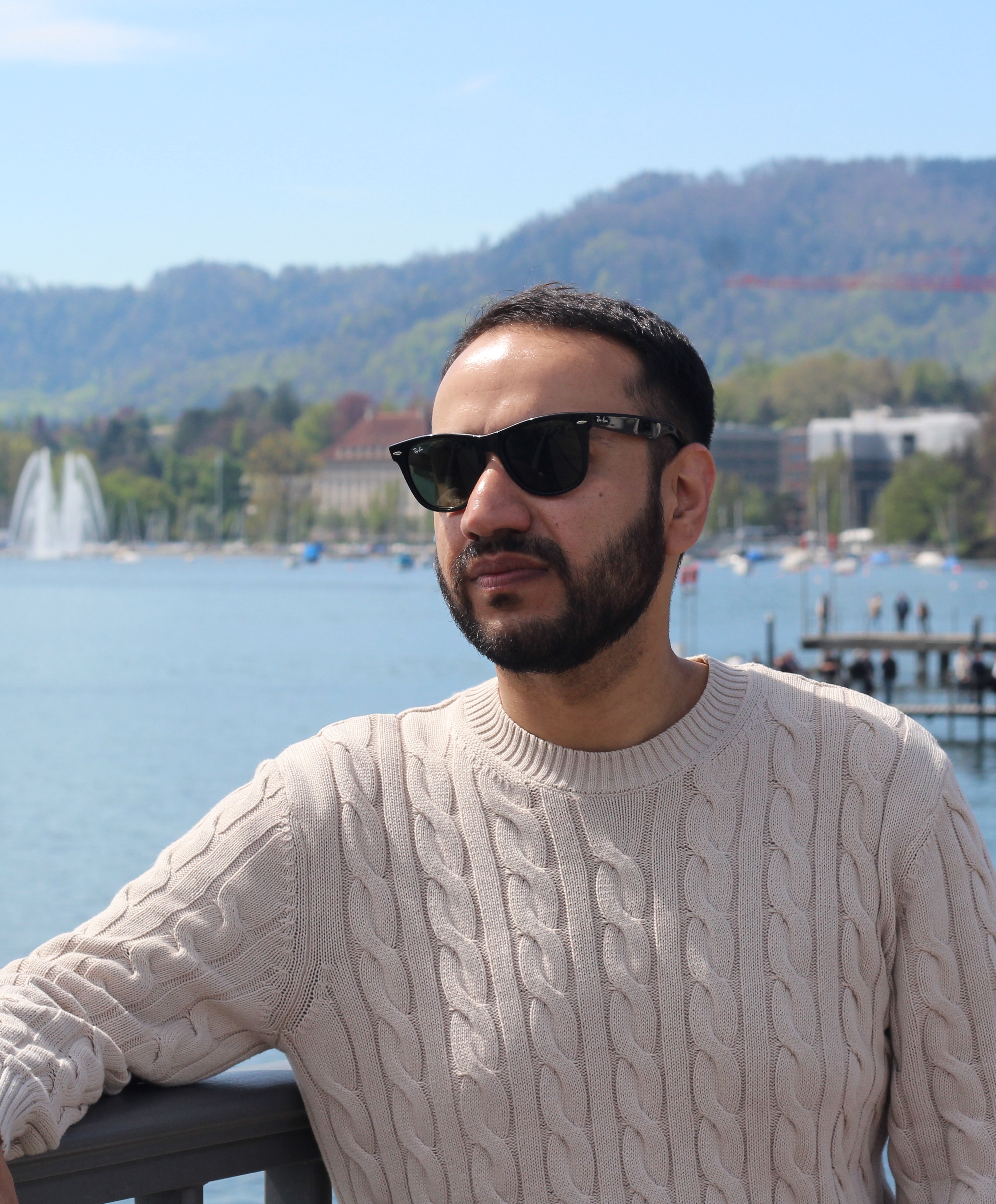 Tinder profile picture for @jkhan
