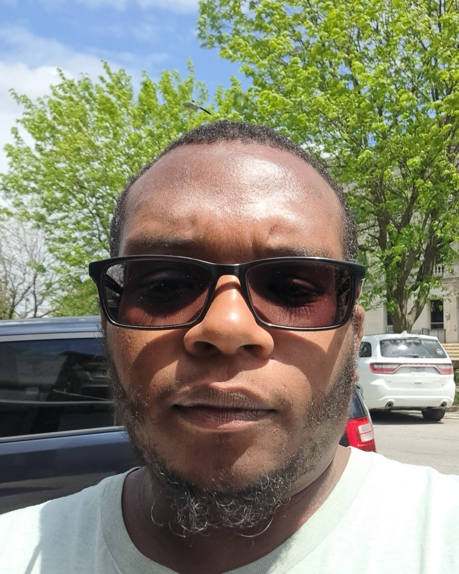 Tinder profile picture for @jenkins