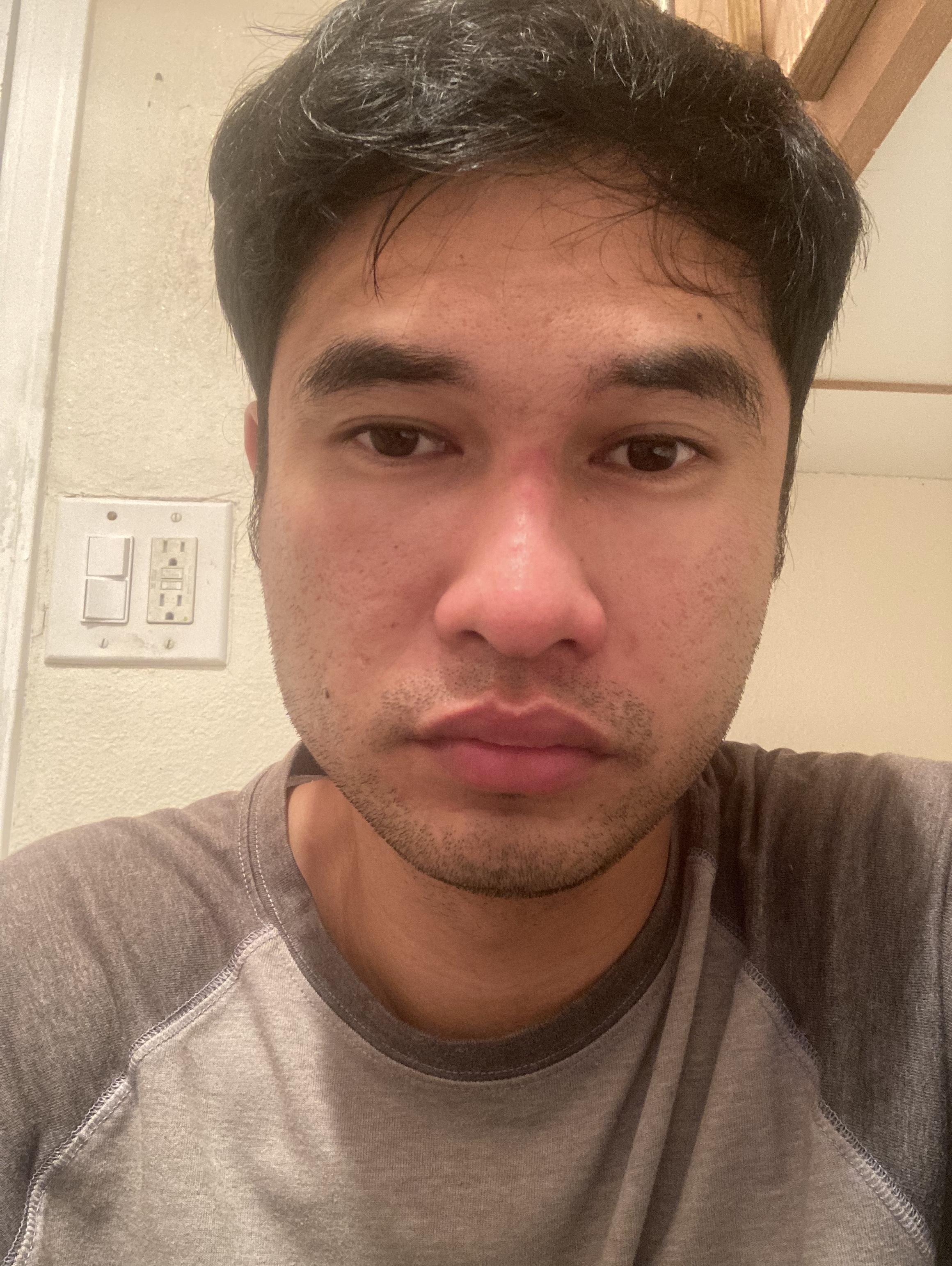 Tinder profile picture for @bleach
