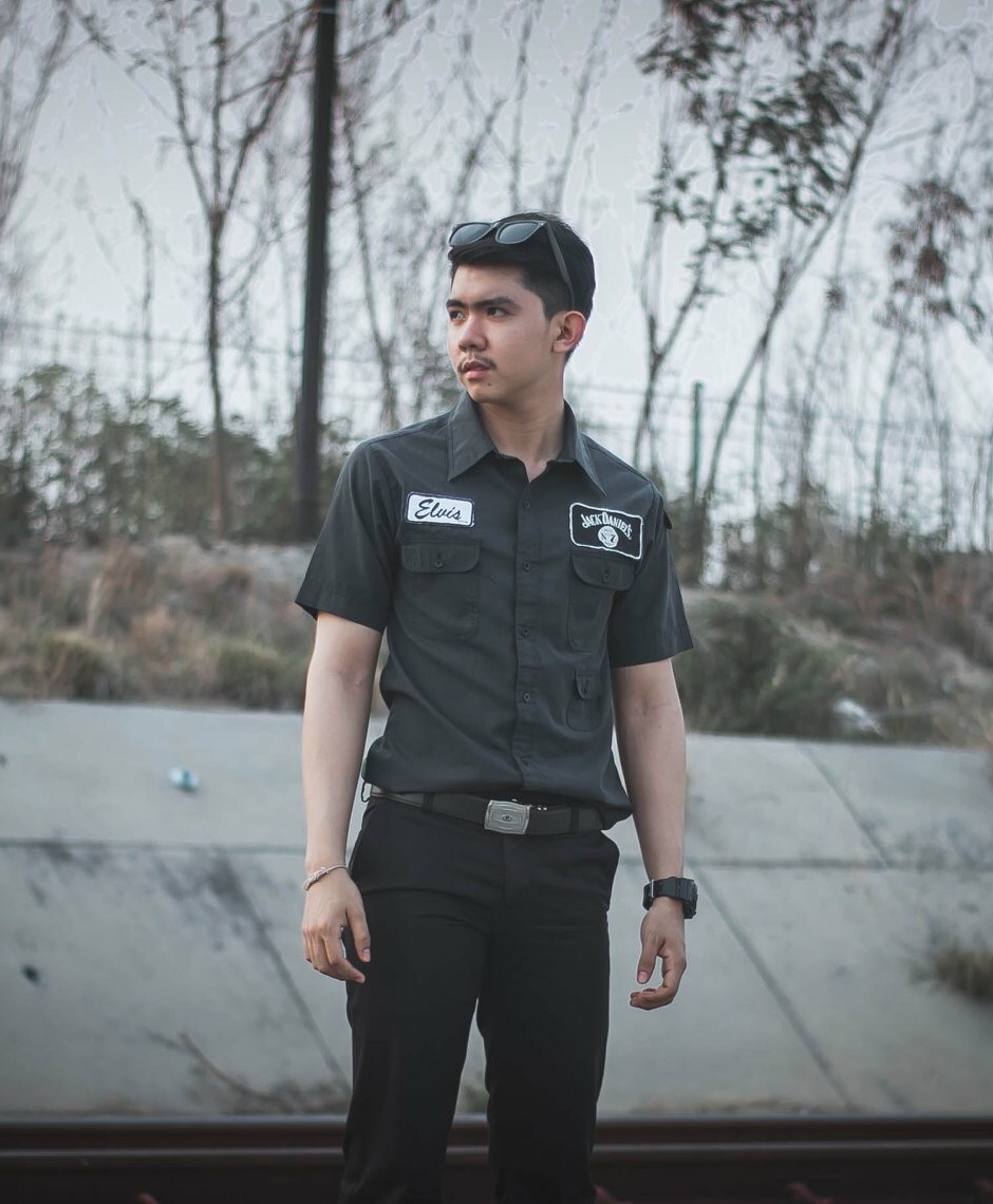 Tinder profile picture for @none