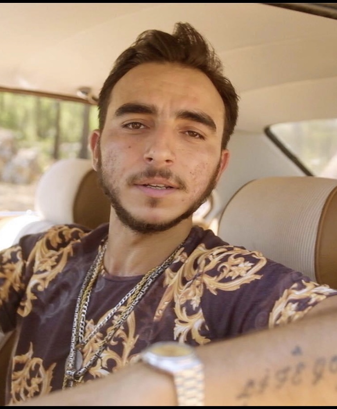 Tinder profile picture for @akinci