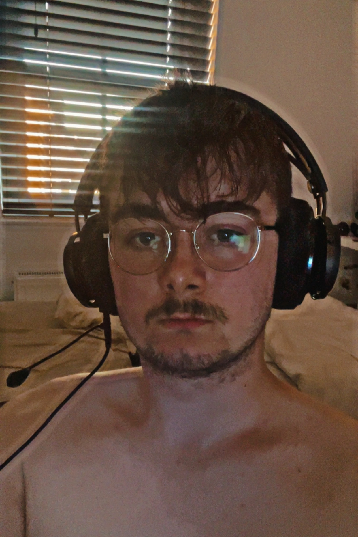 Tinder profile picture for @fanatic