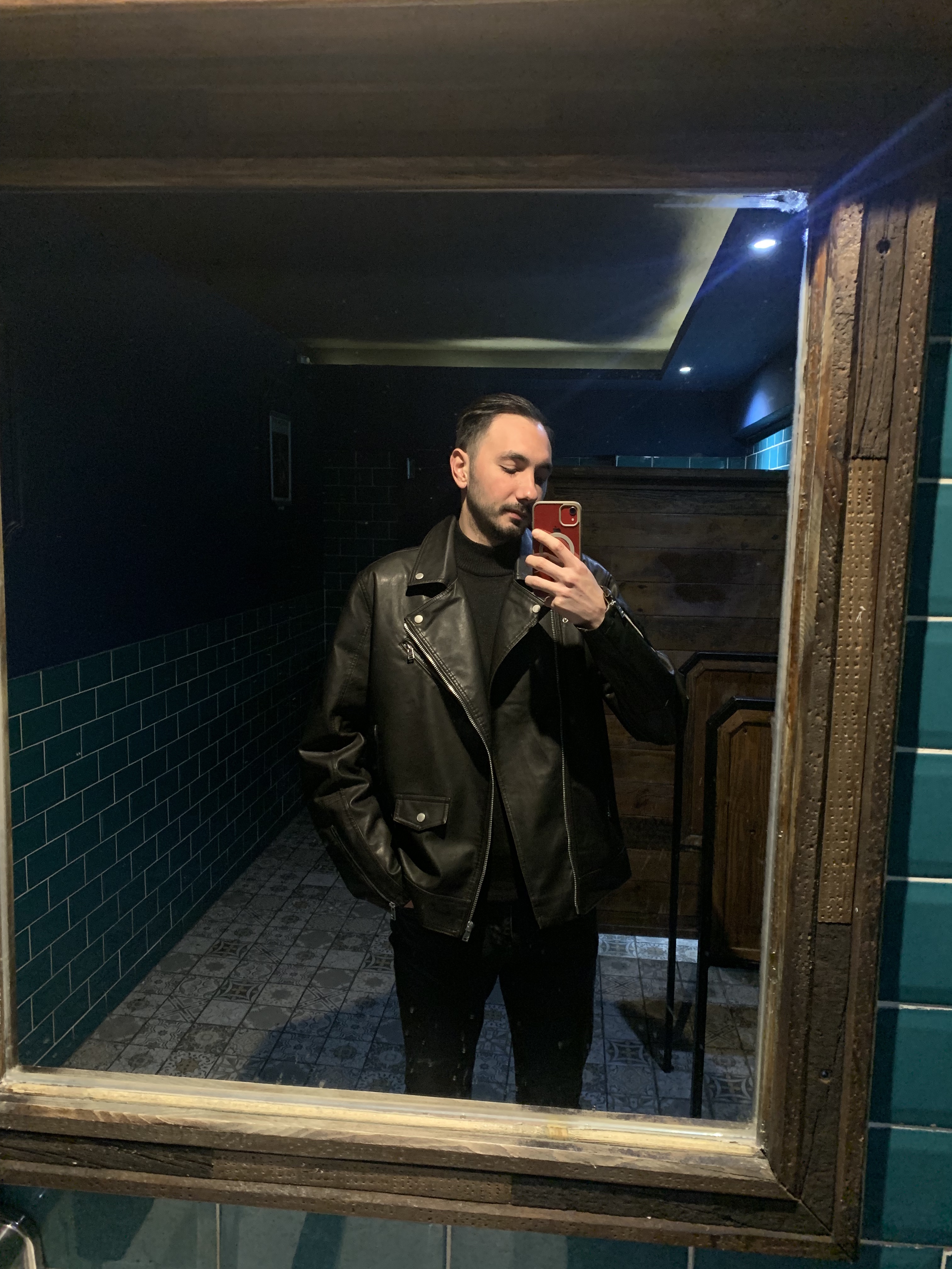 Tinder profile picture for @shape