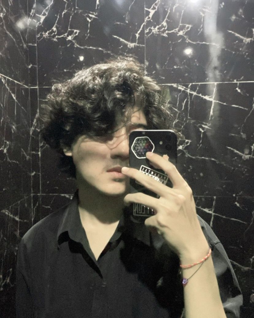 Tinder profile picture for @rep