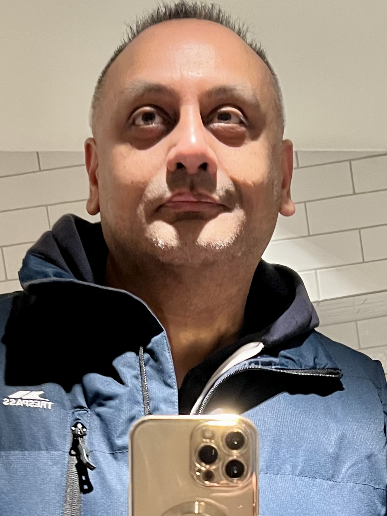 Tinder profile picture for @jsp