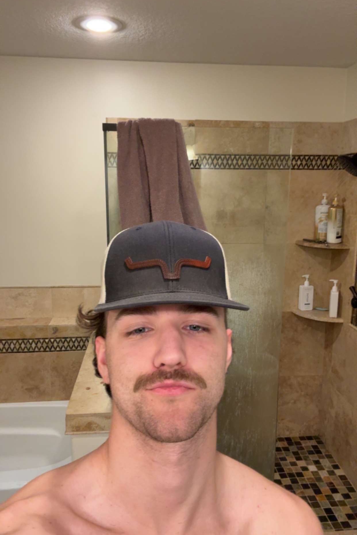 Tinder profile picture for @sellers