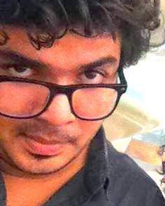 Tinder profile picture for @india