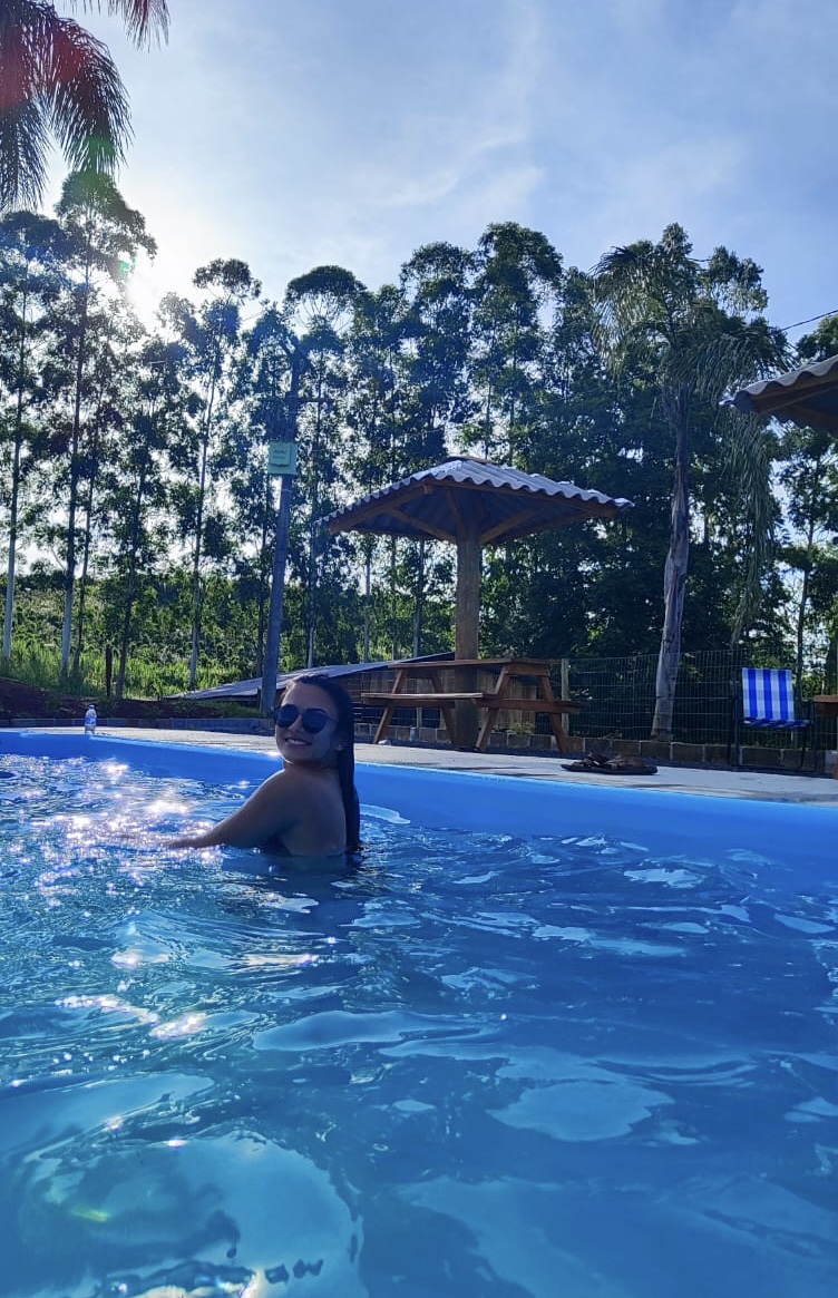Tinder profile picture for @reggae
