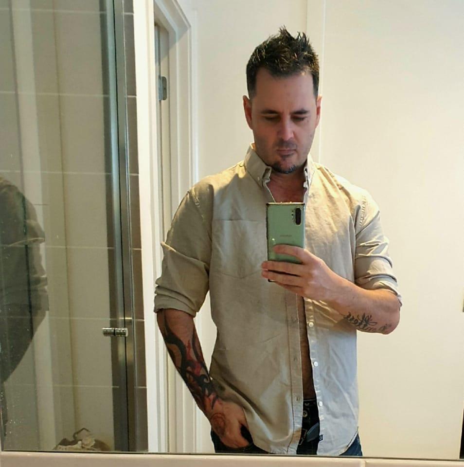 Tinder profile picture for @stainless