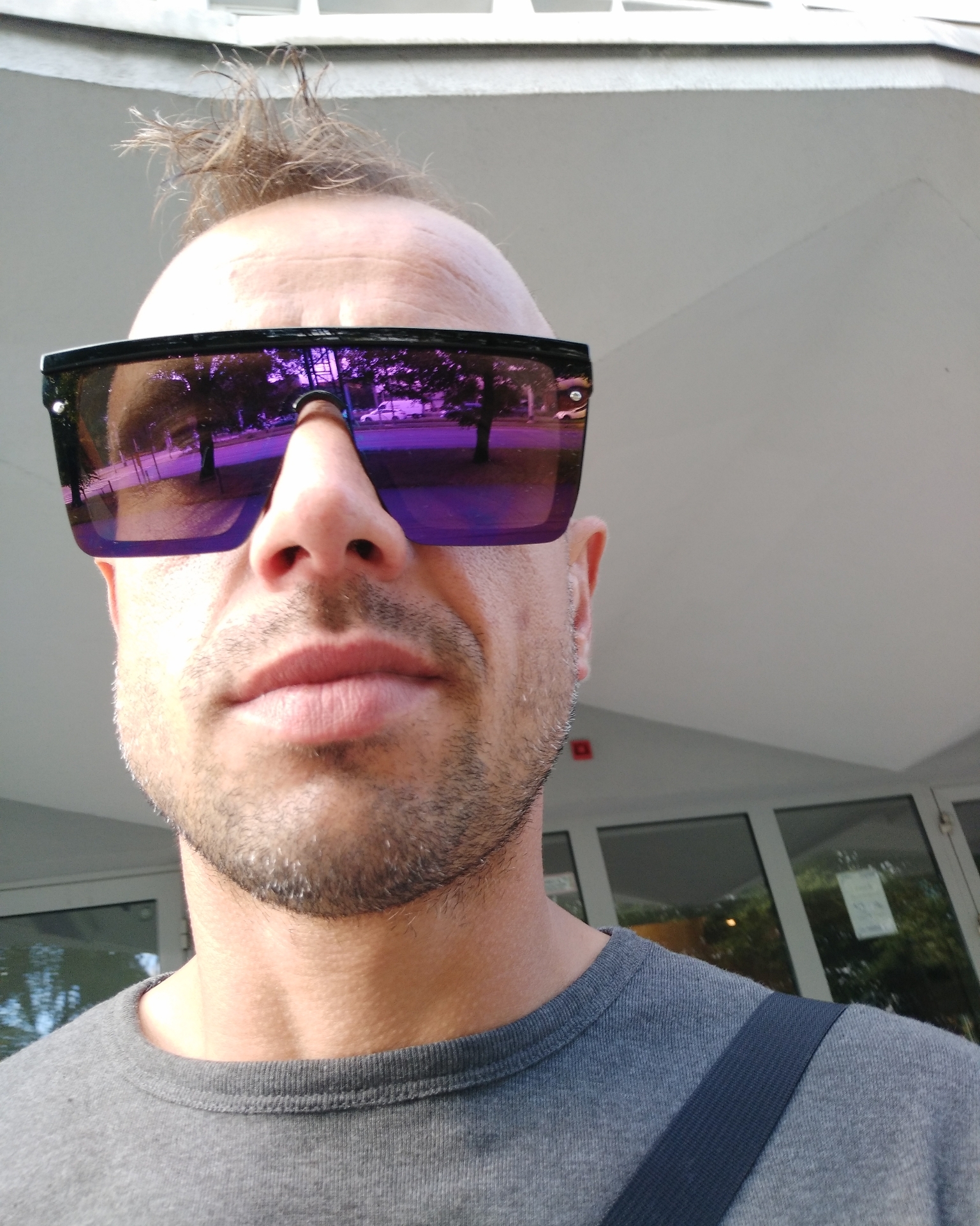 Tinder profile picture for @raval