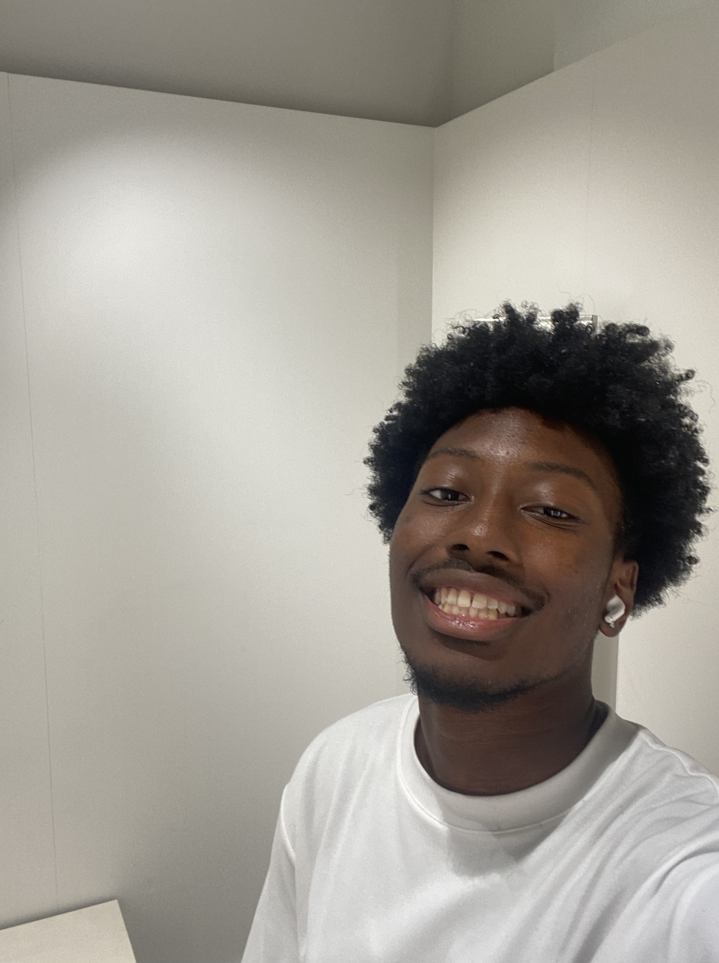 Tinder profile picture for @upgrade
