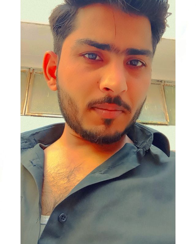 Tinder profile picture for @mirza