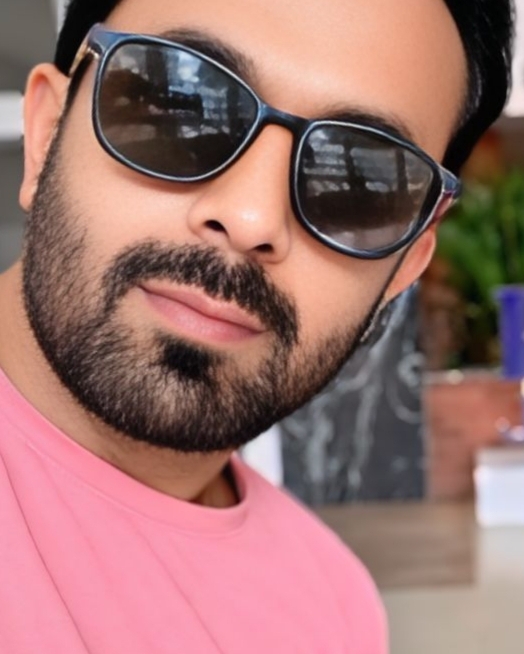 Tinder profile picture for @irshad