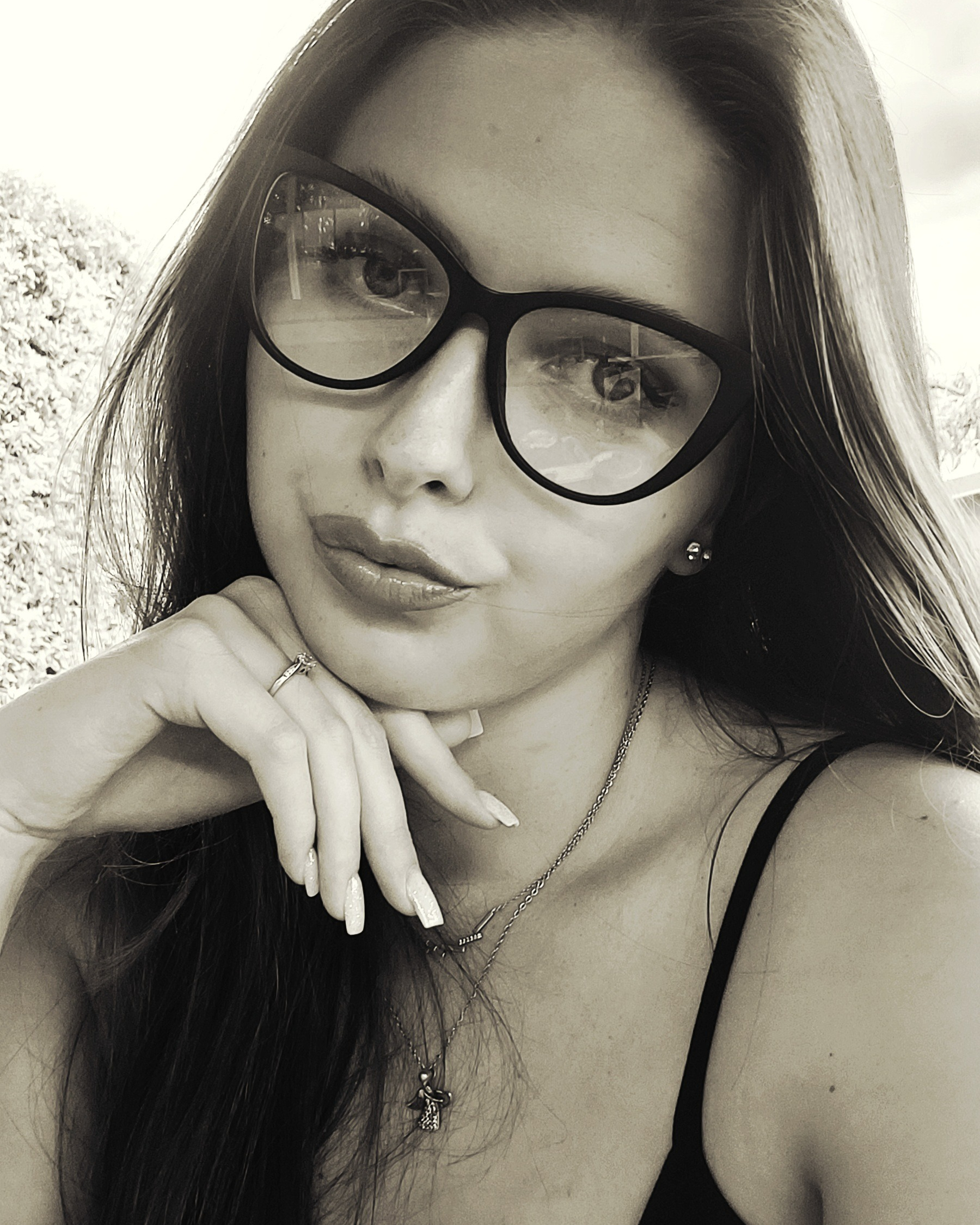 Tinder profile picture for @katerina