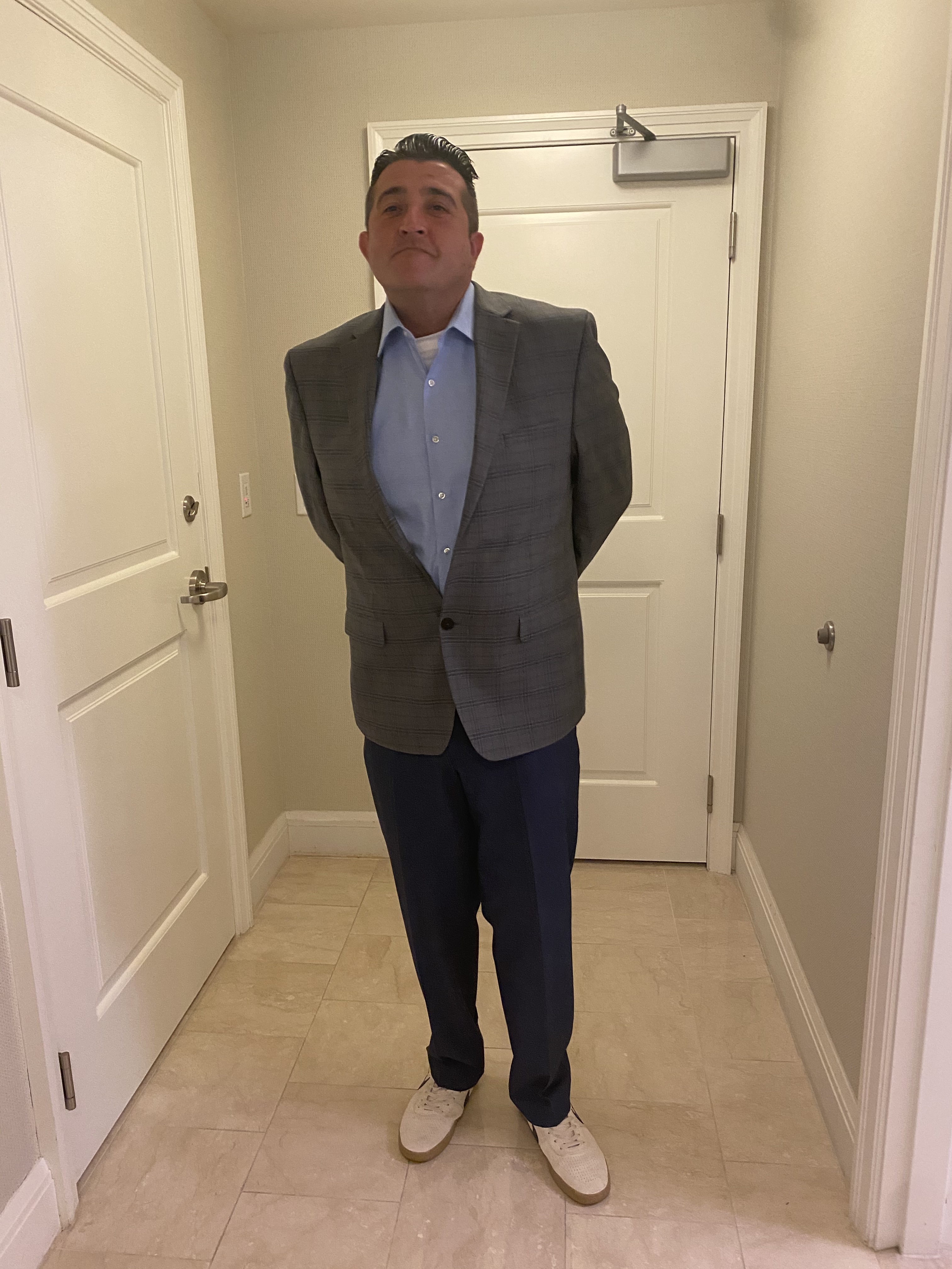 Tinder profile picture for @jjsmith