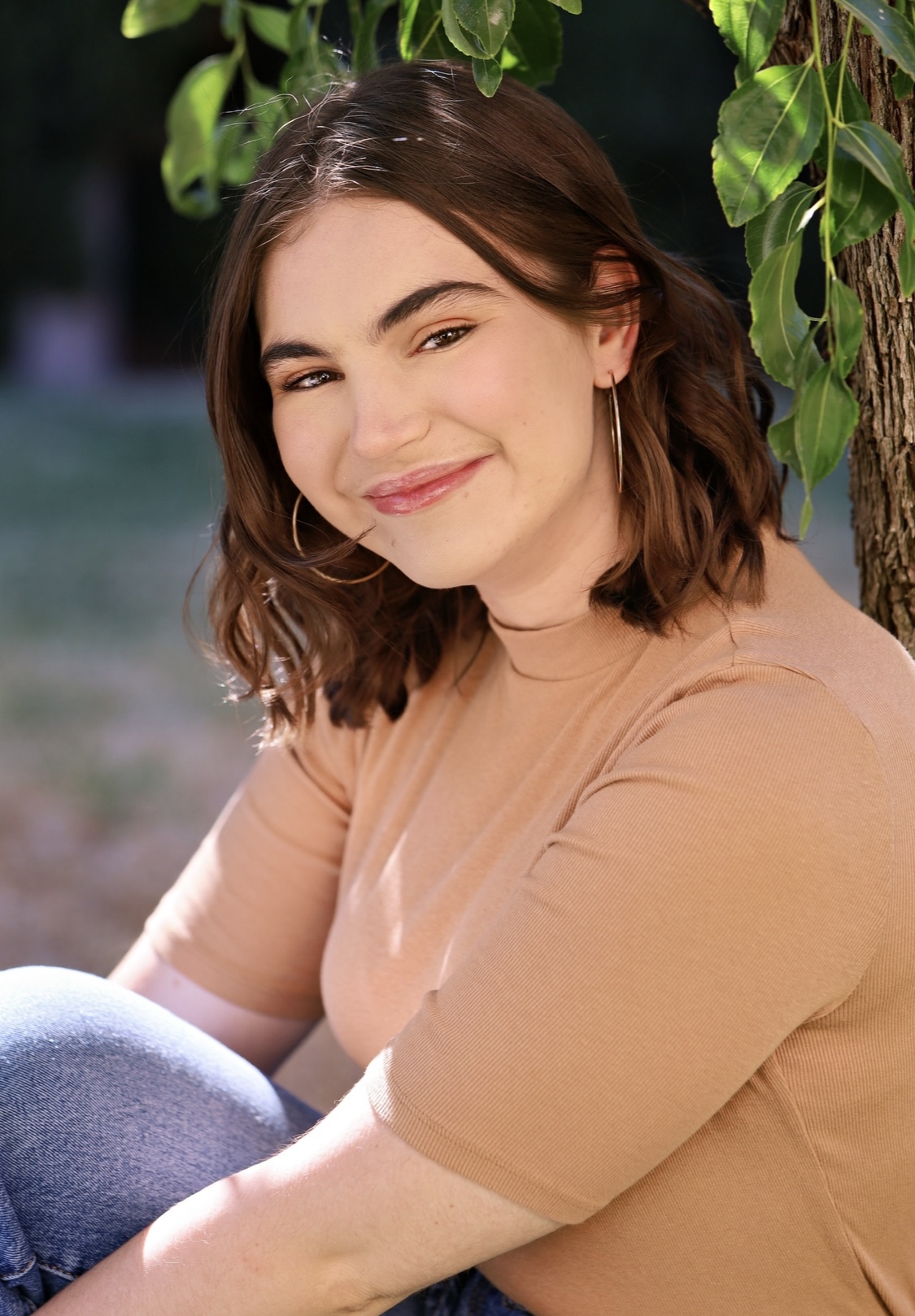 Tinder profile picture for @lottery