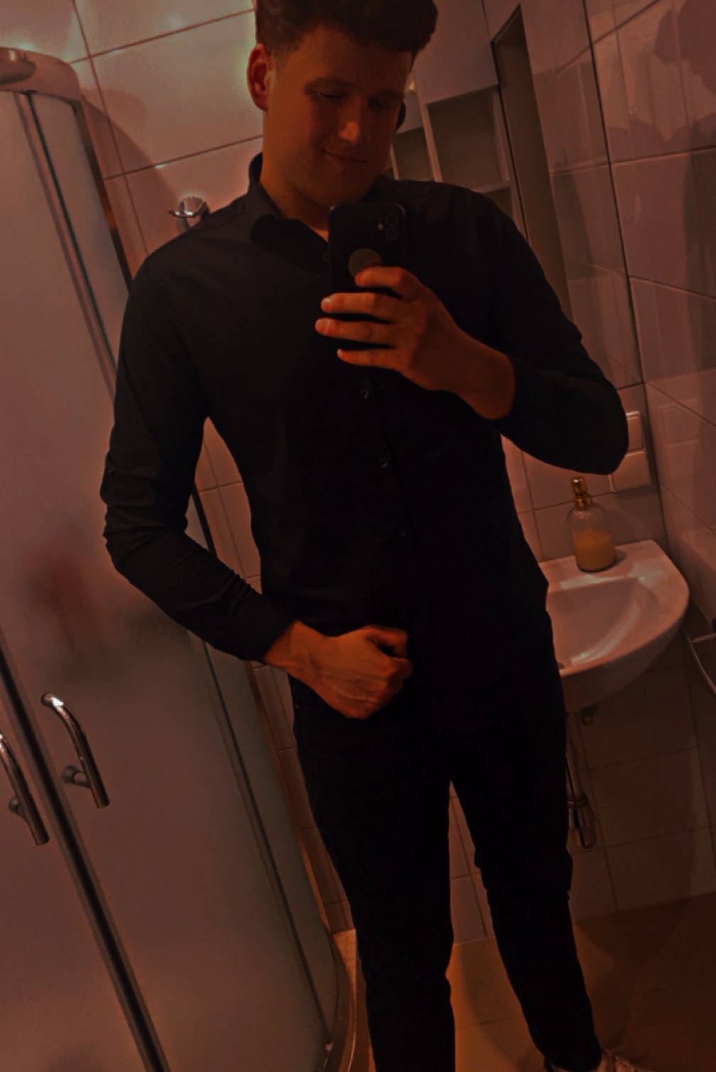 Tinder profile picture for @liutauras