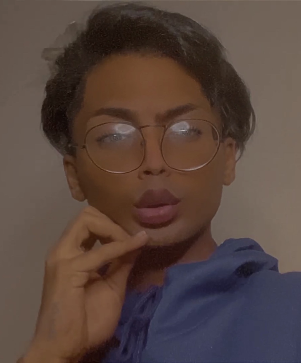 Tinder profile picture for @mansur