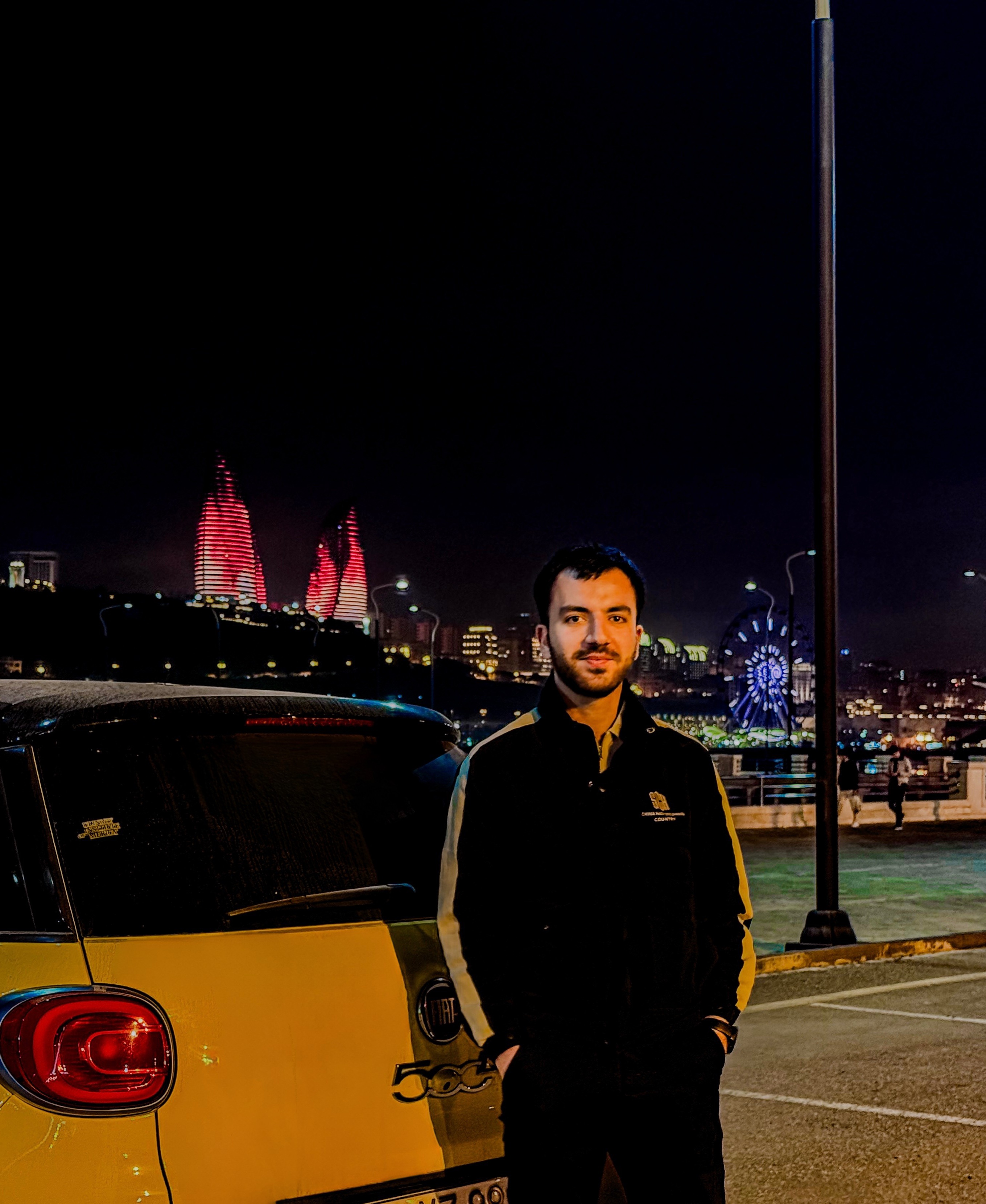 Tinder profile picture for @lykan