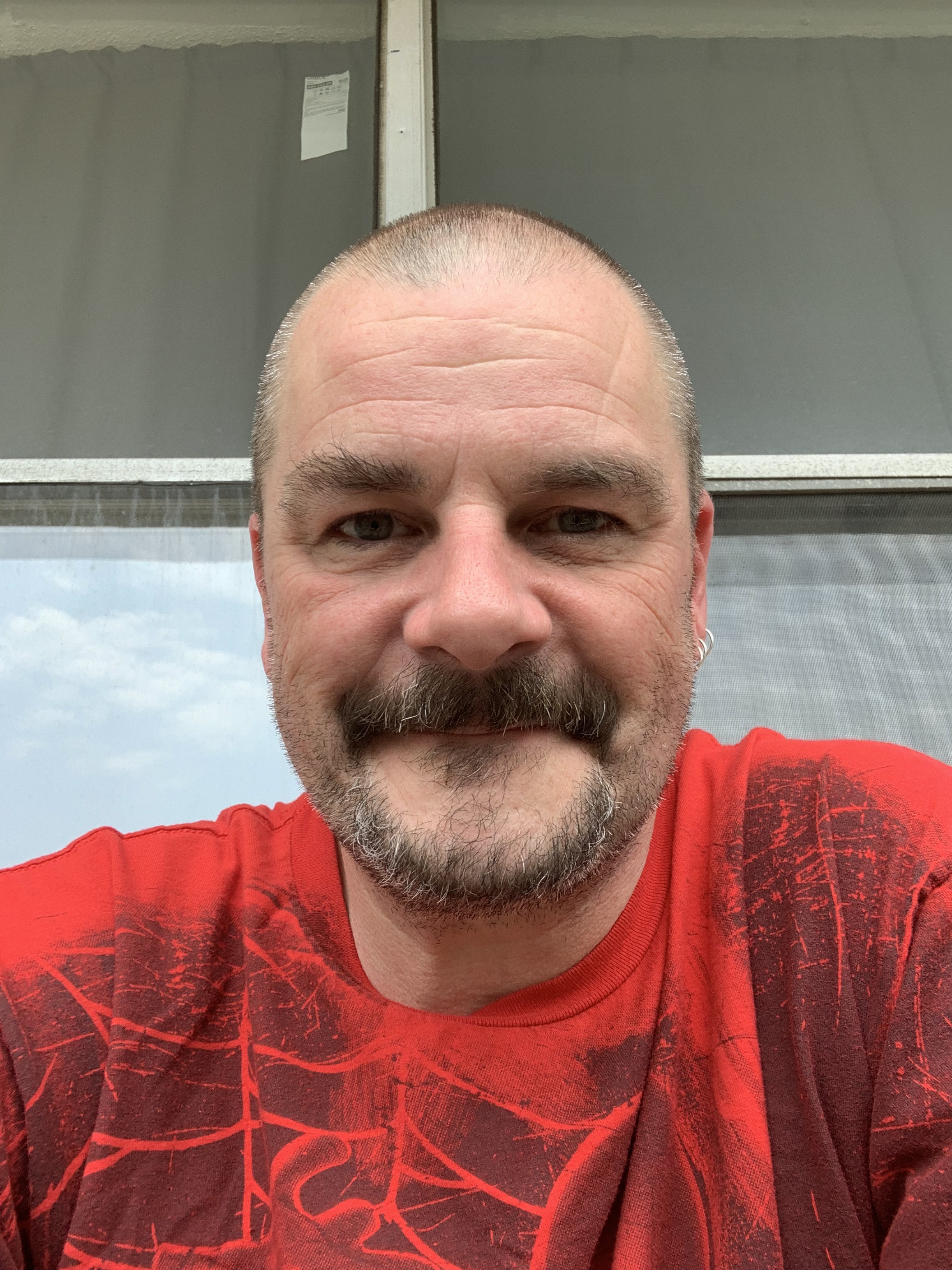 Tinder profile picture for @zap