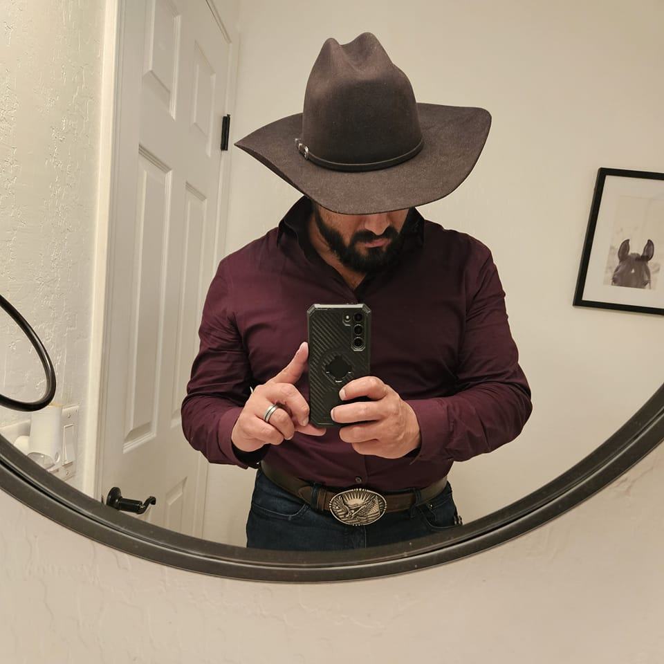 Tinder profile picture for @walls