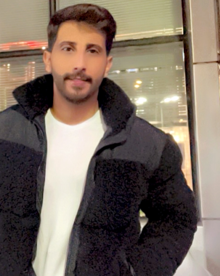 Tinder profile picture for @zayd