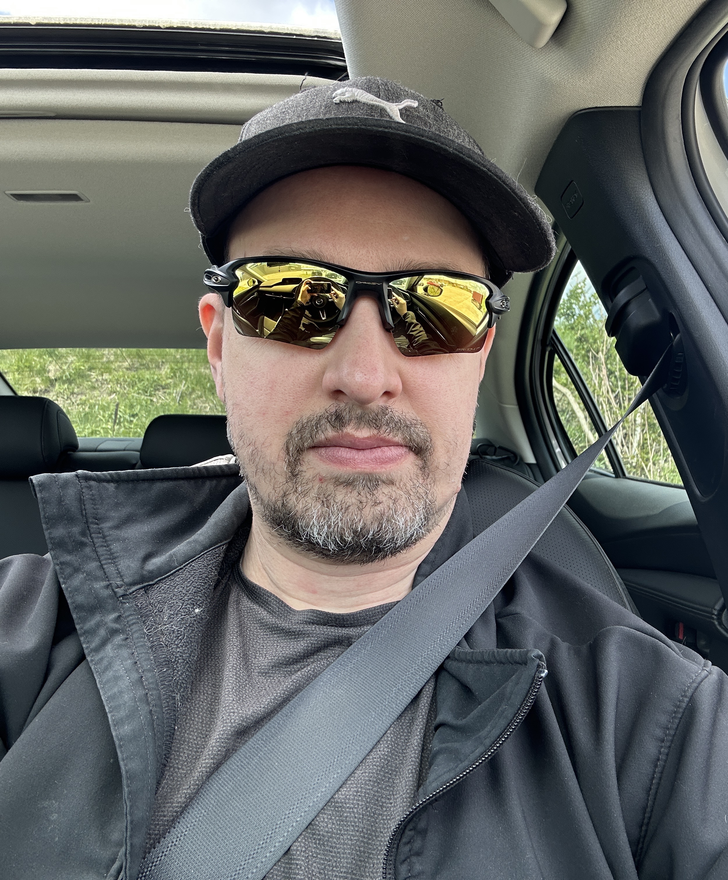 Tinder profile picture for @zard