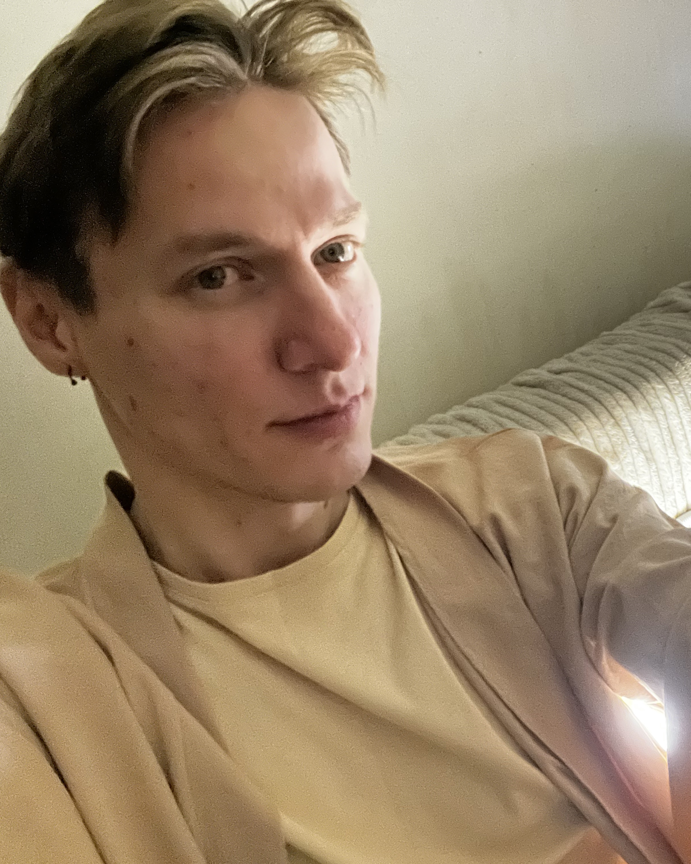Tinder profile picture for @ska