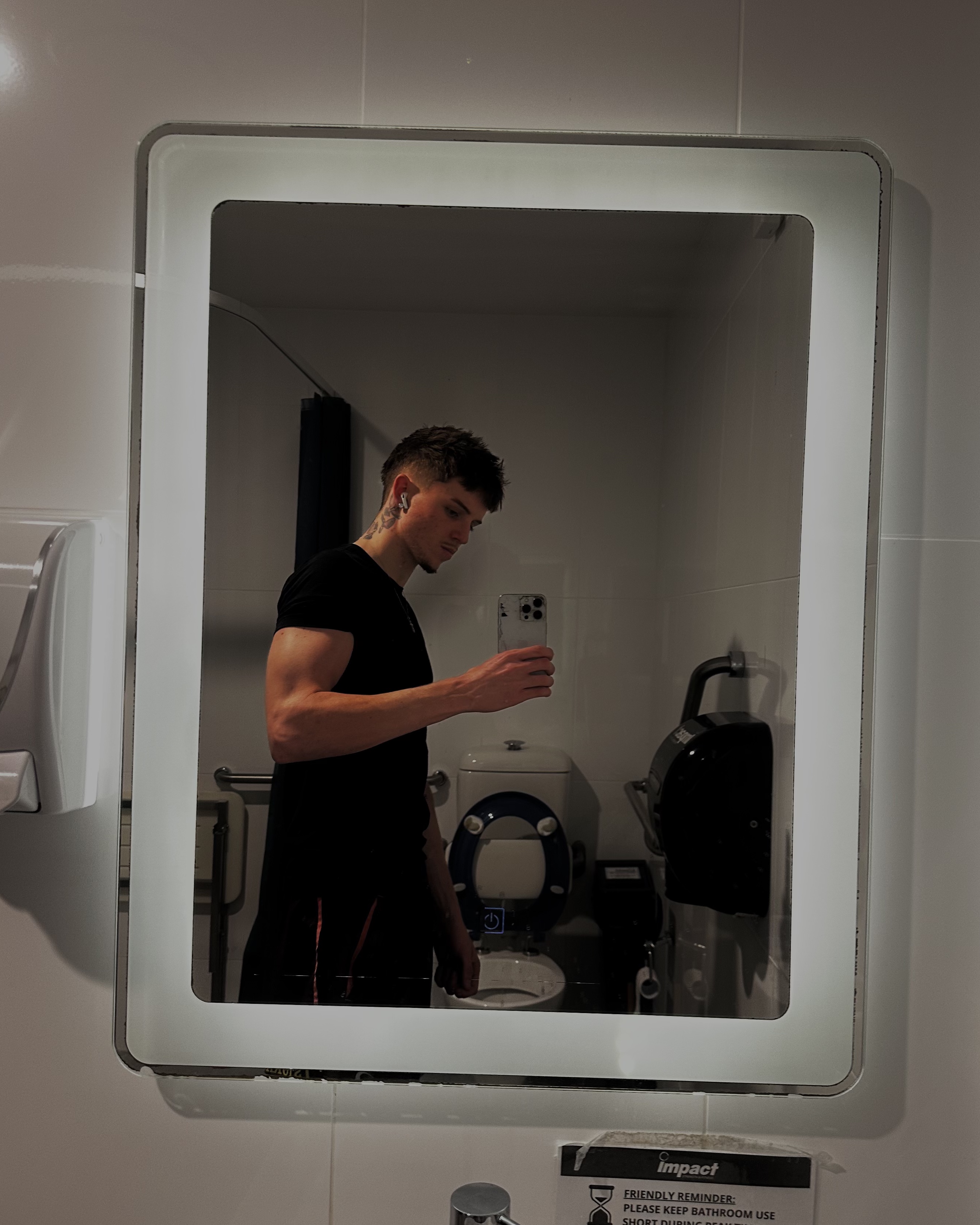 Tinder profile picture for @saint